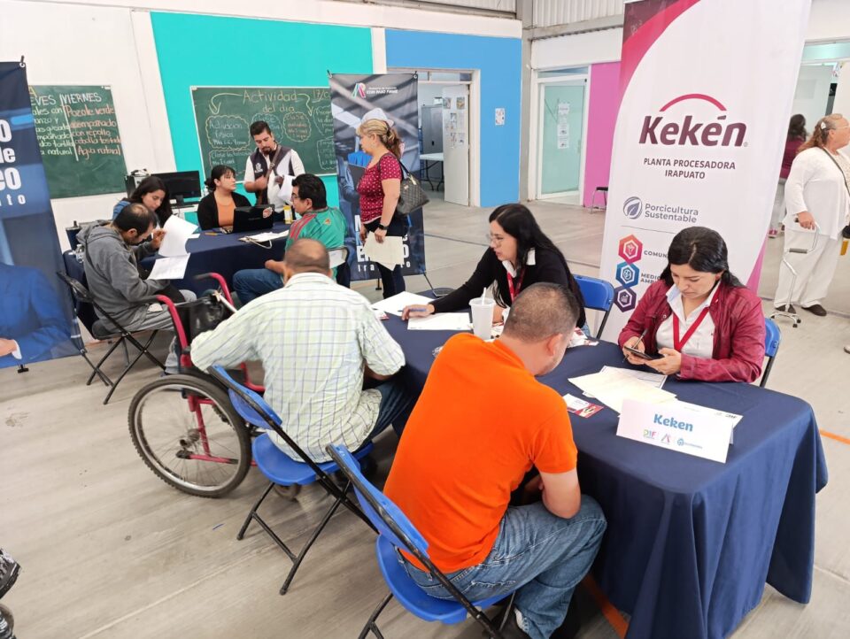 GENERA DIF EMPLEOS CON FERIA INCLUSIVA 2025