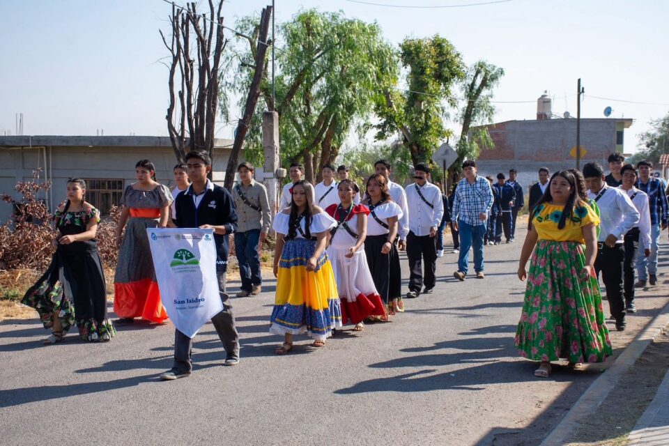 Conmemoran la Revolución Mexicana con acto cívico e inauguración de desfile en San Isidro