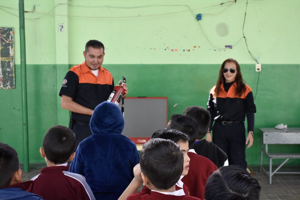 Protección Civil fortalece la cultura de prevención en la Escuela Primaria Macrina Uribe