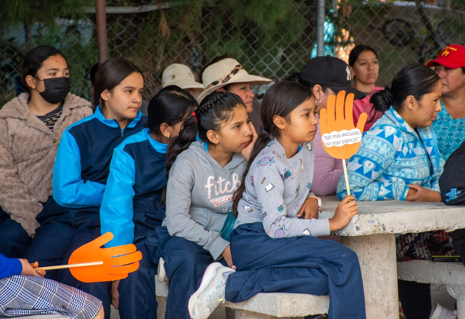 Taller sobre Violencia Obstétrica en la Telesecundaria de la Comunidad La Carroza