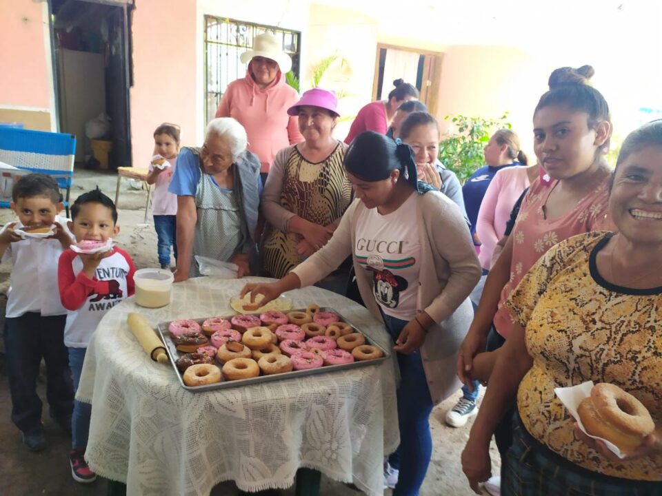 ACERCAN TALLERES COMUNITARIOS A HABITANTES DE ZONA RURAL