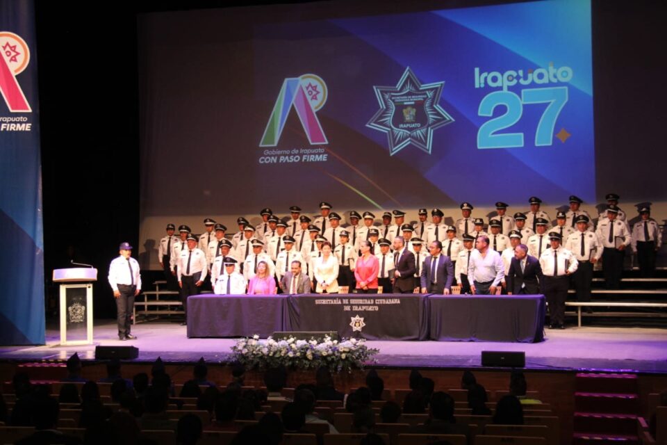 ASCIENDEN A POLICÍAS DE IRAPUATO; RECONOCEN SU ENTREGA Y COMPROMISO