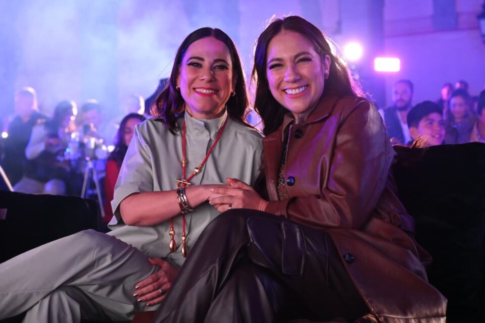 OFRECE FERIA DE LAS FRESAS 2026 CARTELERA DE NIVEL MUNDIAL