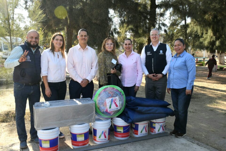 RECONOCEN A PRIMARIA FRANCISCO VILLA POR TRABAJAR EN FAVOR DE NIÑAS Y NIÑOS