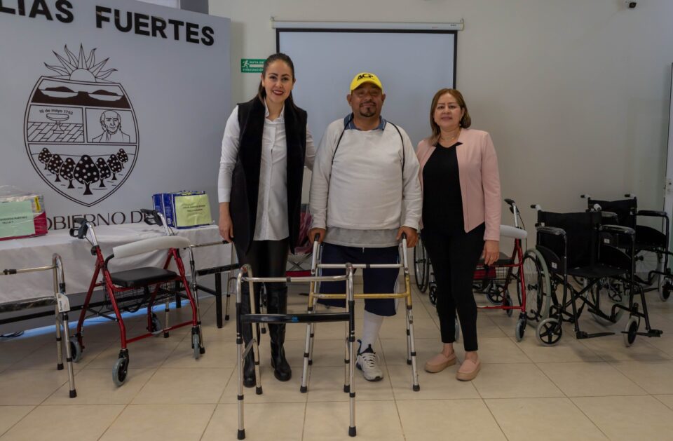 Programa Familias Fuertes: DIF Abasolo brinda apoyos funcionales a personas adultas y con dificultades de movilidad