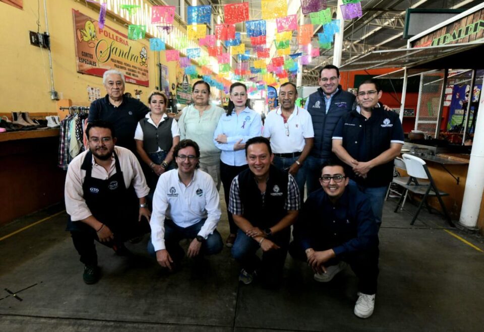 SE FORTALECE IMPULSO A COMERCIO LOCAL EN EL MERCADO SÓSTENES ROCHA