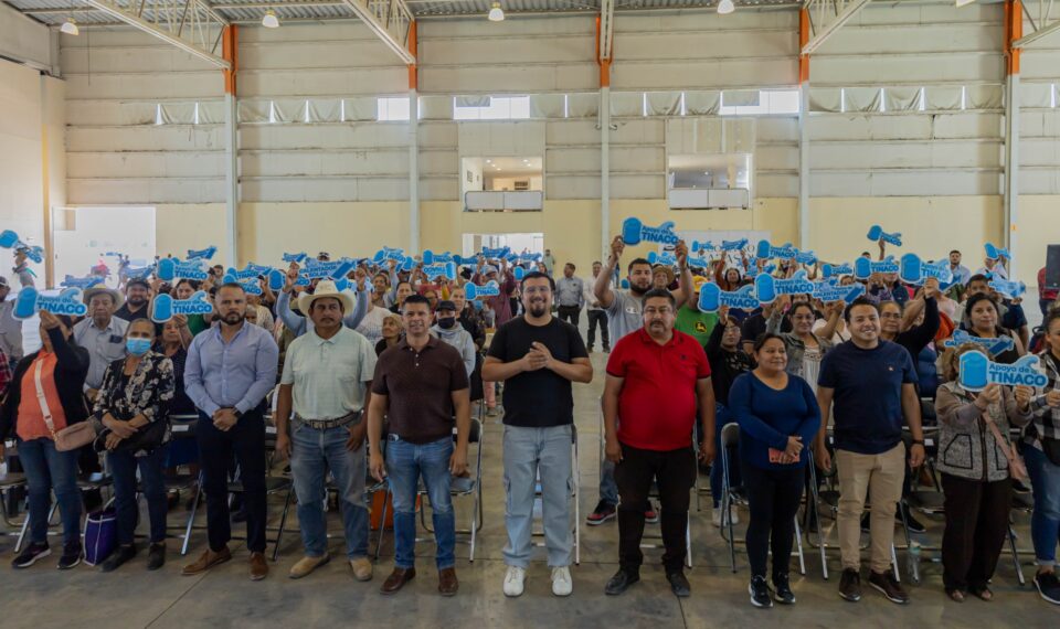 Entrega de calentadores y tinacos mejora la calidad de vida de las familias
