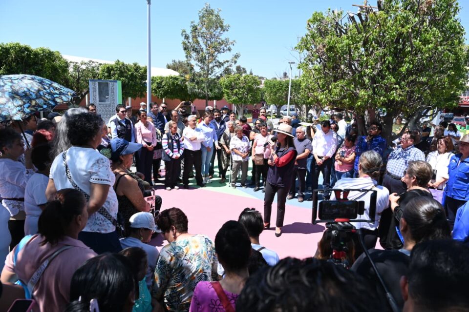 DISFRUTAN IRAPUATENSES DE PARQUE REHABILITADO EN EL MERCADO BENITO JUÁREZ