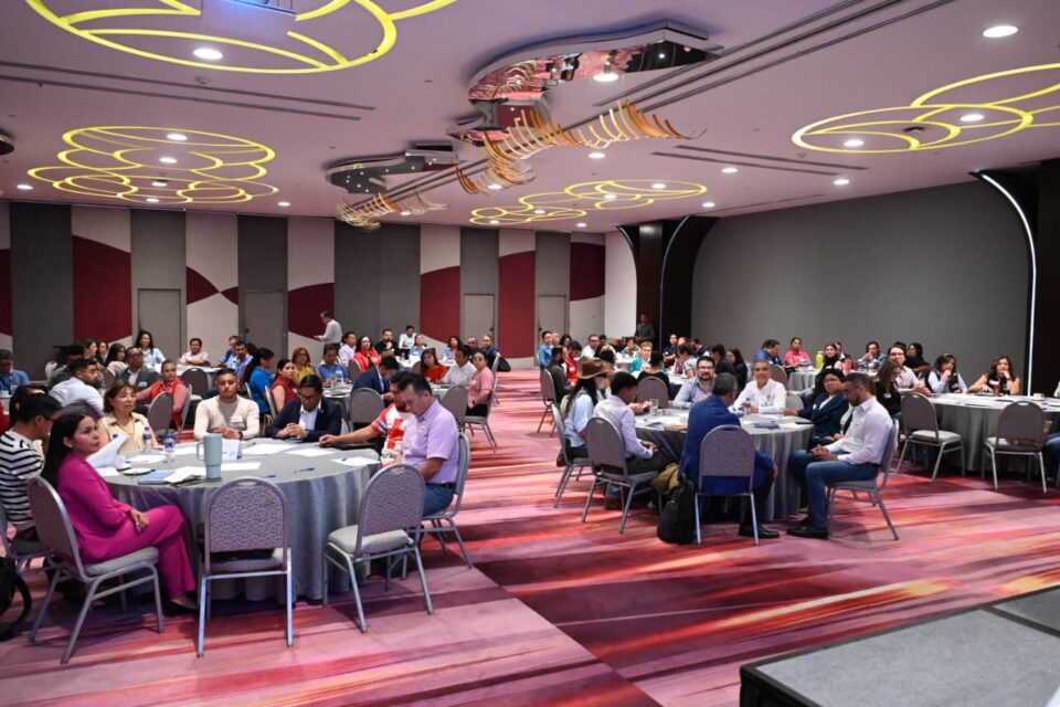 GOBIERNO DE IRAPUATO FORTELECE LA PLANEACIÓN ESTRATEGICA DE PROGRAMAS SOCIALES MEDIANTE TALLERES