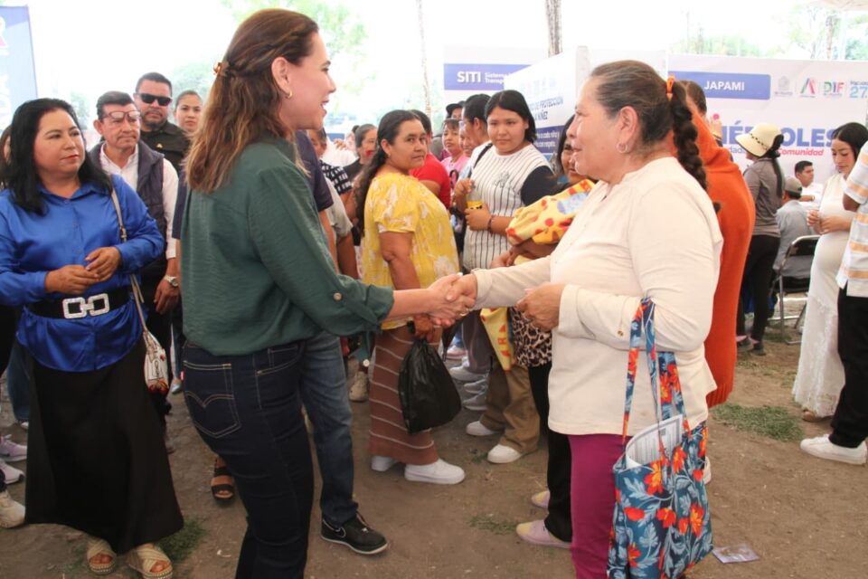 ACERCAN ATENCIÓN DIRECTA A LAS FAMILIAS DE SAN ANTONIO EL RICO EN IRAPUATO